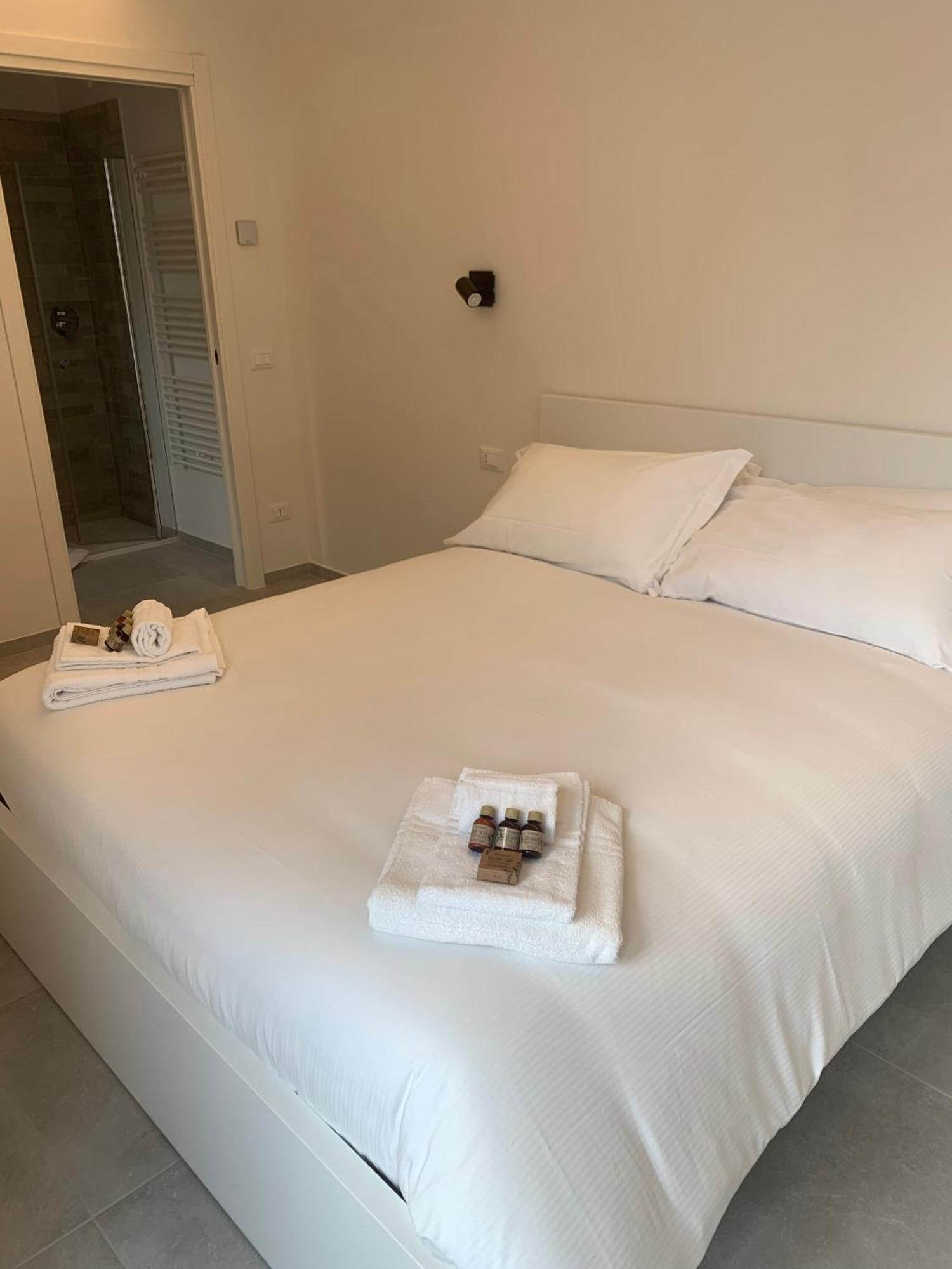 Green Home - Cernobbio Apt Комо Екстер'єр фото